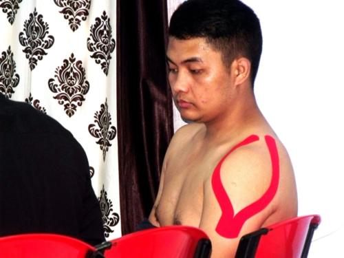 Kinesio & Rigid taping Workshop By Dr.Hassan Manzer.